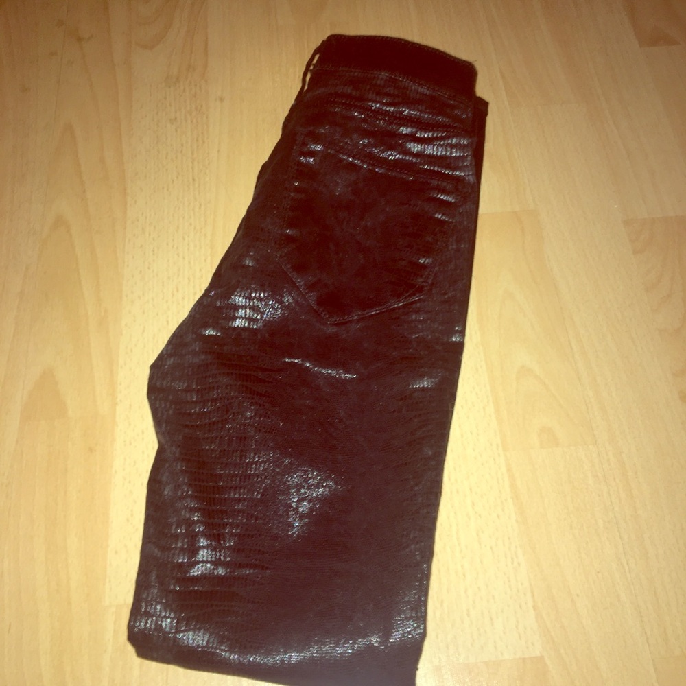 NWT river island Molly snake coat legging